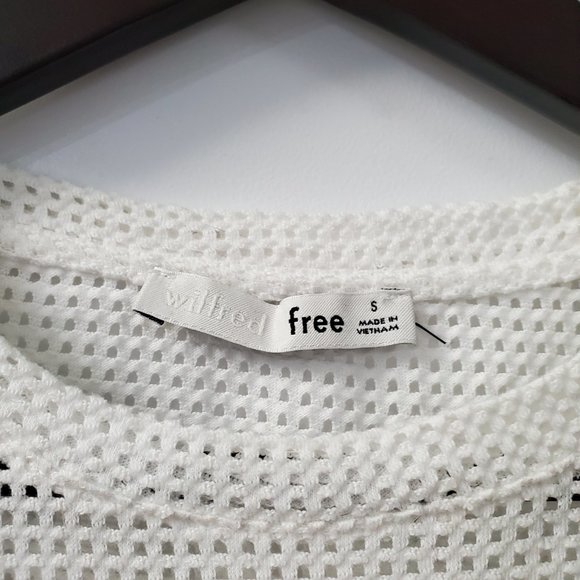 Aritzia white mesh T shirt. - Picture 3 of 6